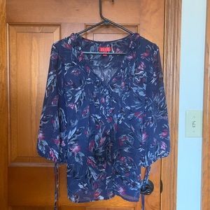 Women floral blouse